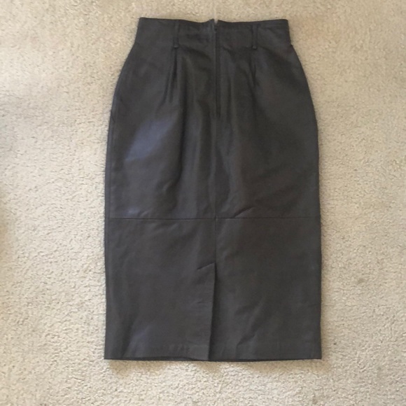 100% LEATHER MIDI SKIRT - Picture 2 of 5
